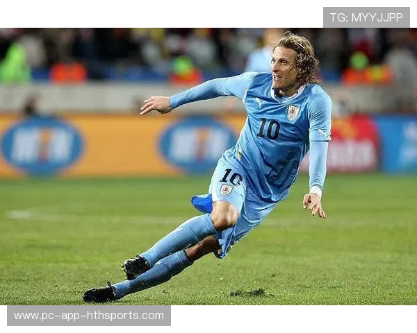 埃因霍温看内马尔式变向：足球技艺的极致演绎